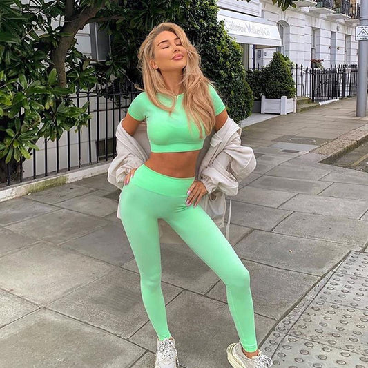  Sporty Tracksuit Women